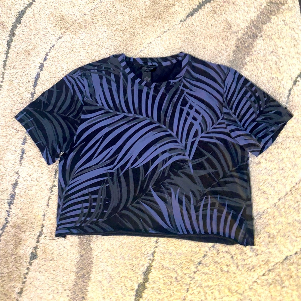 Magaschoni Shirt Crew Neck Short Sleeve Leaf Print Floral Pima Cotton/ Hand crop